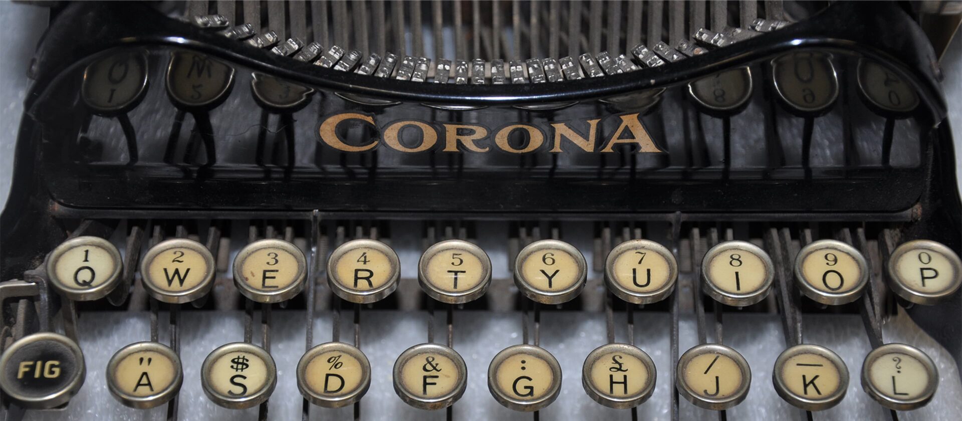 A typewriter showing the keyboard